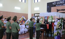 Thăng bậc quân hàm cho hai chiến sĩ Công an hi sinh khi làm nhiệm vụ