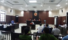 Toà phúc thẩm buộc Bách Đạt An phải giao đất, hàng trăm khách reo hò trước cổng toà