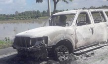 Chấn động: Đánh ghen hộ mẹ, phóng hỏa ôtô giết nhầm cha