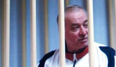Bản tin 20H: Nga hé lộ 2 nghi can trong vụ đầu độc điệp viên Skripal