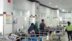 Hàng chục người ngất xỉu vì ngộ độc khí gas