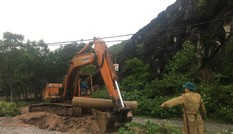 Phá đường lên động Tiên Sơn: 'Bảo kê' hay coi thường pháp luật?