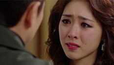 Cú lừa tình và lý lịch thật choáng váng của 'thiếu gia tiệm vàng' Cú lừa tình và lý lịch thật choáng váng của 'thiếu gia tiệm vàng'