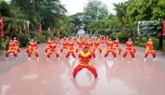 Thí sinh HHVN rực đỏ ở Tây Sơn Tam Kiệt