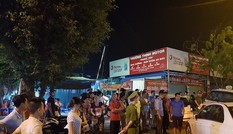 Cảnh hàng trăm ô tô náo loạn khi bãi xe 'lậu' bị đóng cửa Cảnh hàng trăm ô tô náo loạn khi bãi xe 'lậu' bị đóng cửa