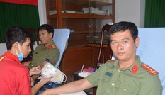 Đại úy Công an 22 lần hiến máu tình nguyện Đại úy Công an 22 lần hiến máu tình nguyện