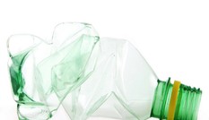 Đàn ông tiếp xúc với nhựa có thể giảm lượng tinh trùng Đàn ông tiếp xúc với nhựa có thể giảm lượng tinh trùng