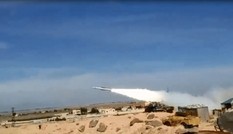 Syria phóng tên lửa Buk-M2 đập tan đòn tấn công của Israel Syria phóng tên lửa Buk-M2 đập tan đòn tấn công của Israel