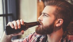 Bạn hấp thụ bao nhiêu calo trong một chai bia?