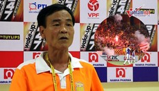 HLV Nam Định tiết lộ nguyên nhân khiến CĐV đội nhà bức xúc ở Hàng Đẫy