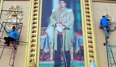 Có gì trong lễ đăng quang cầu kỳ của Nhà Vua Thái?