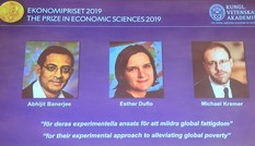 Nobel Kinh tế 2019 vinh danh 3 tác giả của mô hình giảm đói nghèo