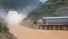 Điều tra vết lũ trên thượng nguồn sông Cả