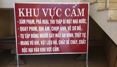 Hàng loạt trụ sở UBND ở Nghệ An dựng biển cấm quay phim, chụp ảnh