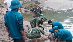 Phát hiện quả bom 'khủng' nặng hơn 300kg dưới sông