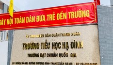 Hàng trăm phụ huynh Trường tiểu học Hạ Đình cho con nghỉ học sau vụ cháy