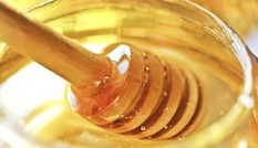 Ăn quá nhiều mật ong gây hại khủng khiếp cho cơ thể