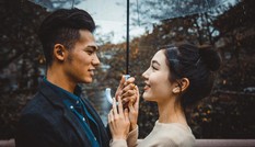 Ngại yêu đương, giới trẻ Singapore thuê người hẹn hò theo giờ