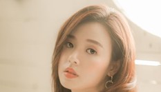 Hot girl Midu làm giảng viên, sinh viên thầm mến vì đẹp và trẻ trung