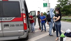 Xác định chủ xe khách 'dù' ném hành lý rồi đuổi khách xuống giữa đường