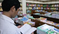 Sách giáo khoa năm nay tăng giá, các năm trước giữ nguyên