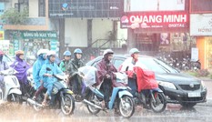 Gió mùa đông bắc gây mưa lớn khắp Bắc Bộ, Trung Bộ