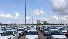 Ô tô dưới 9 chỗ tiếp tục 'đổ bộ' về Việt Nam