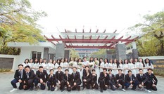 Một lớp có 24 học sinh đỗ trường chuyên ở Hà Nội