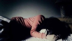 Cô bé 15 tuổi sinh con sau 3 lần quan hệ với bạn trên facebook