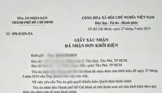 Bị phạt do xúc phạm lãnh đạo, chuyên viên văn phòng UBND TP HCM khởi kiện