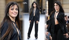 Camila Cabello để ngực trần catwalk