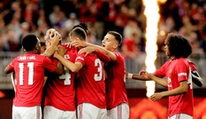 Sao trẻ tỏa sáng, M.U vùi dập Leeds Utd