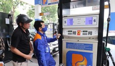 Xăng, dầu tăng giá 2 lần liên tiếp: Quỹ Bình ổn có nên tồn tại?