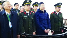 Ngân hàng, bất động sản dẫn đầu nhóm có nguy cơ 'rửa tiền'