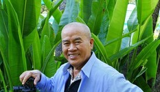 Người 'săn' những đóa sen kỳ lạ