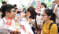Vì sao Bộ LĐTB&XH tuýt còi việc cấm trường đại học dừng đào tạo hệ cao đẳng