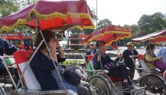 Hà Nội xem xét cấm xe xích lô hoạt động: Có nên khai tử 'nét xưa Hà Nội'?