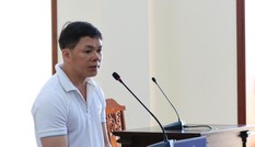 Mạo danh giảng viên đại học lừa 'chạy' biên chế công an, xin biển số đẹp