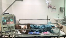 Cứu người đàn ông nguy kịch vì cổ và ngực chứa cả lít mủ