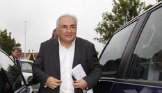 Ông Strauss-Kahn kiện ngược cô hầu phòng