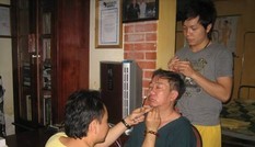 Chữa bệnh văn phòng bằng võ công