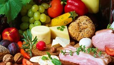 Cơ sở không đủ điều kiện cấp giấy chứng nhận ATTP sẽ ký cam kết