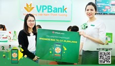Rộn ràng không khí trao giải của VPbank cho khách hàng may mắn trúng thưởng