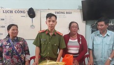 Người phụ nữ bán vé số trả lại túi xách chứa trăm triệu