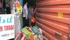 Thùng container văng vào nhà dân khiến 2 người thương vong