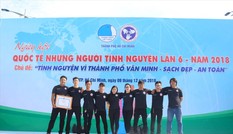 Những 'hiệp sĩ' cứu hộ trong đêm