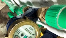 Đồng hồ nước 'nhảy múa', dân bức xúc