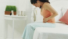Dấu hiệu ung thư ruột dễ nhầm với bệnh trĩ, nhiều người thường bỏ qua