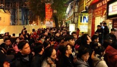 Ngày vía Thần tài chỉ 'vỗ béo' dân buôn vàng Ngày vía Thần tài chỉ 'vỗ béo' dân buôn vàng