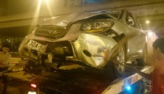 Ô tô 'điên' gây tai nạn kinh hoàng ở đường Phạm Hùng